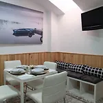 Angeles Plaza Guest house 2*