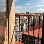 Guest house Angeles Plaza 2*