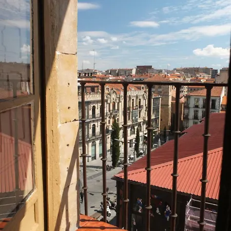 Maison d'hôtes Angeles Plaza 2*